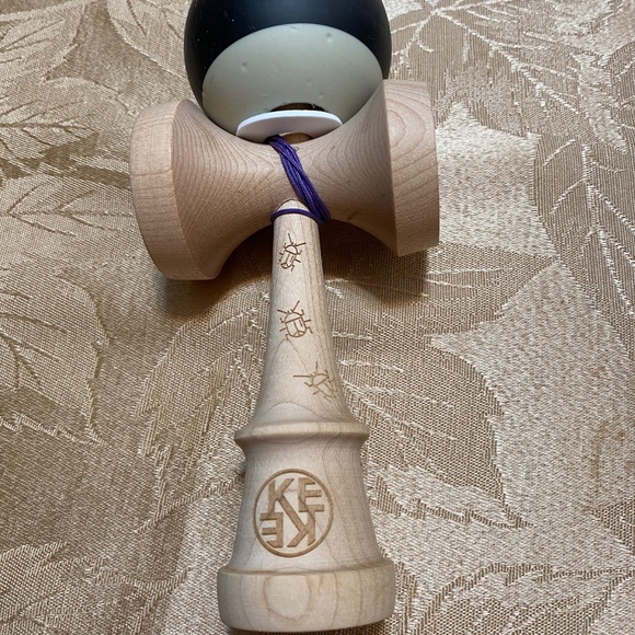 Sweets KENDAMA Prusax pre-owned - Picture 4 of 8